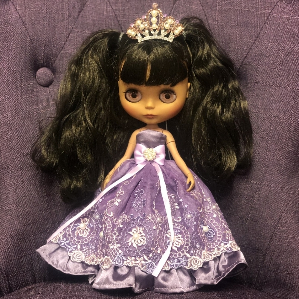 Blythe fancy purple gown and tiara